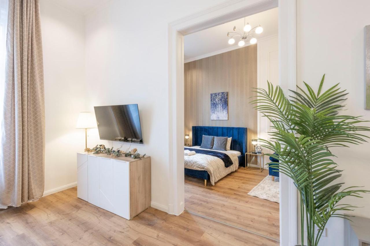 בודפשט Luxurious Central Grand Home W/ 3Bedrm 2Bathrm מראה חיצוני תמונה