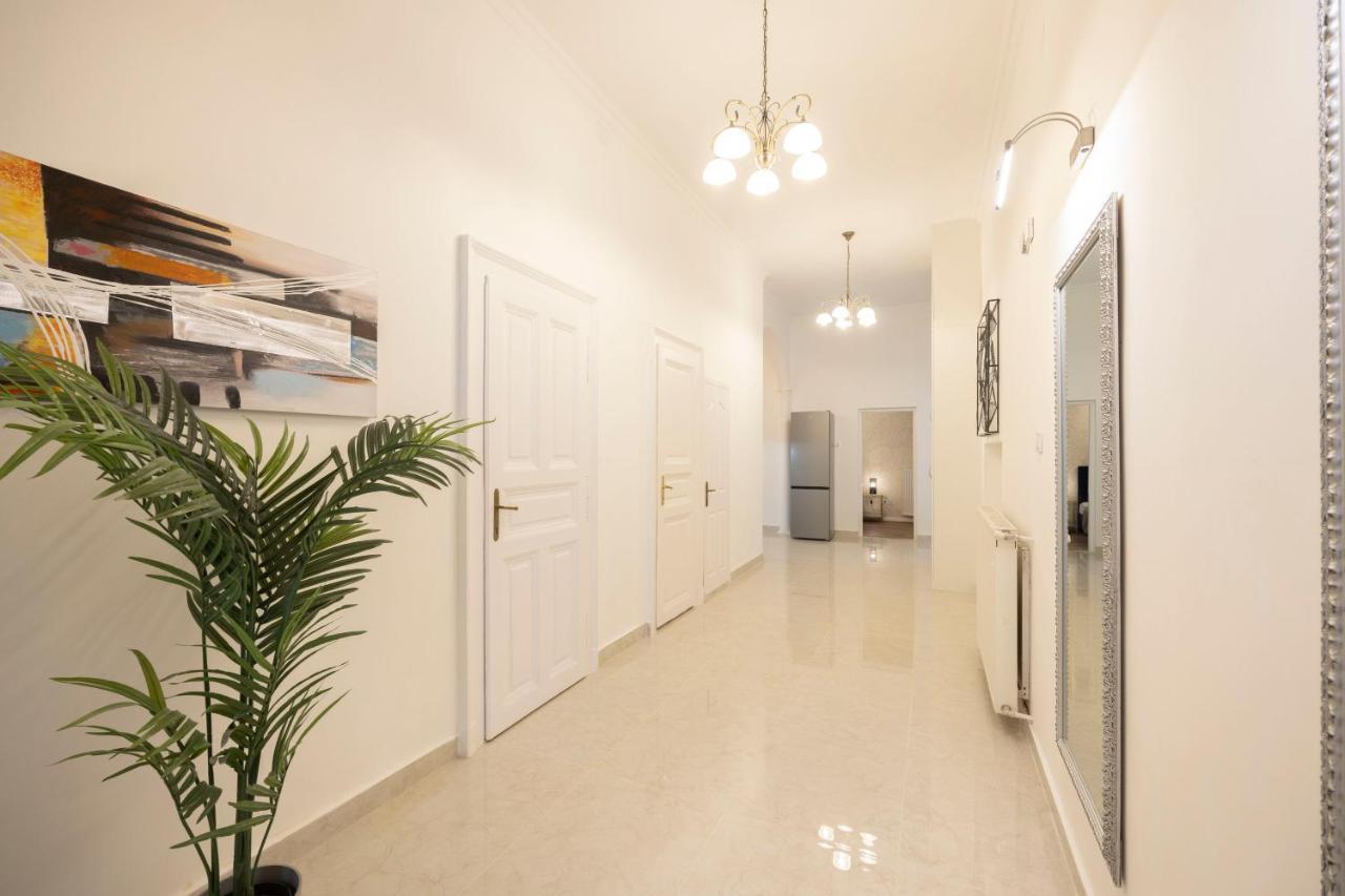 בודפשט Luxurious Central Grand Home W/ 3Bedrm 2Bathrm מראה חיצוני תמונה
